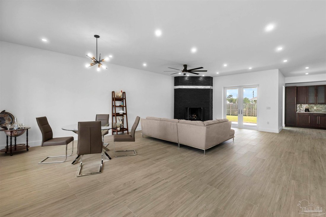 House in Gulf Breeze, Florida, United States 2 - 17824809