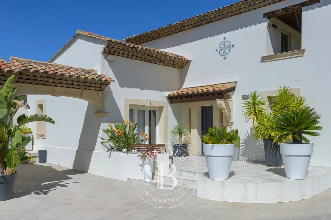 House in Logis Neuf Ouest, Allauch, France 2 - 14082618