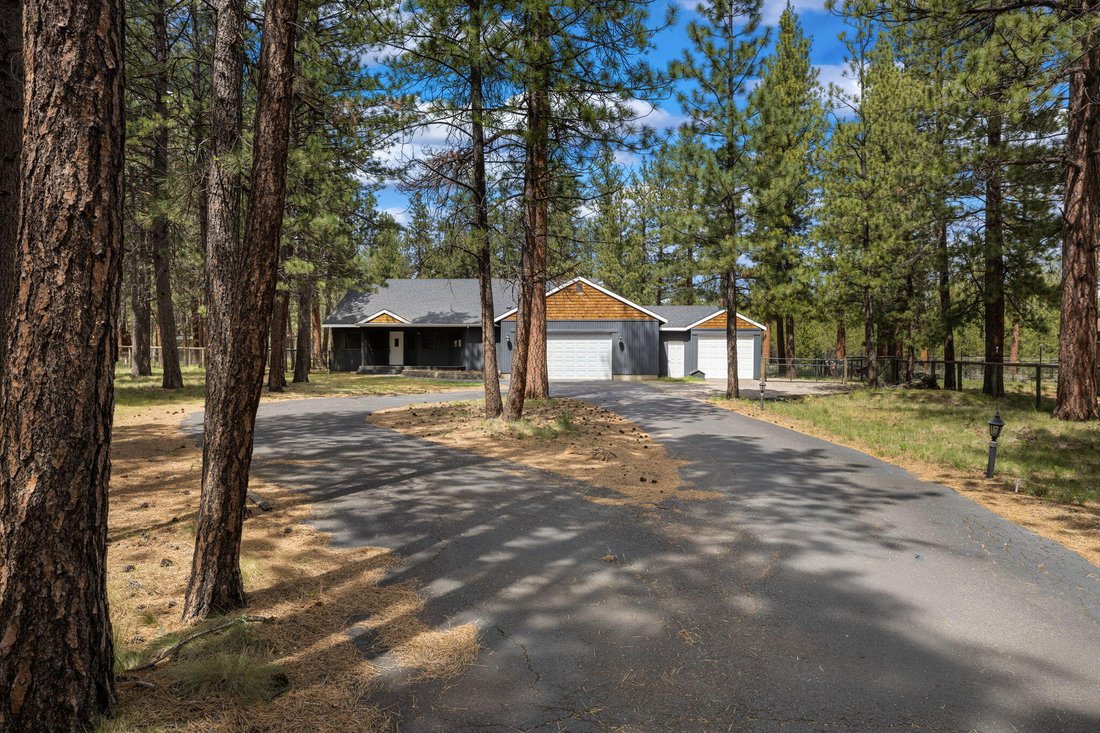 House in Sisters, Oregon, United States 2 - 17822458