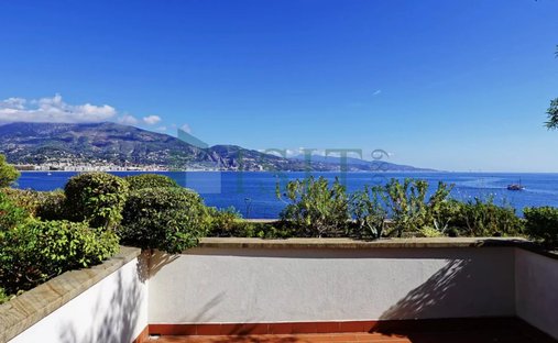 Villa in Cabbe-Saint Roman, Roquebrune-Cap-Martin, France 1