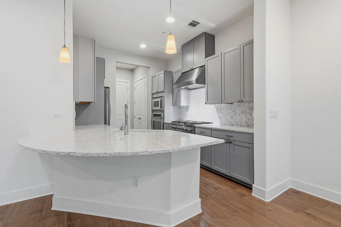 Condo in Austin, Texas, United States 4 - 17824098