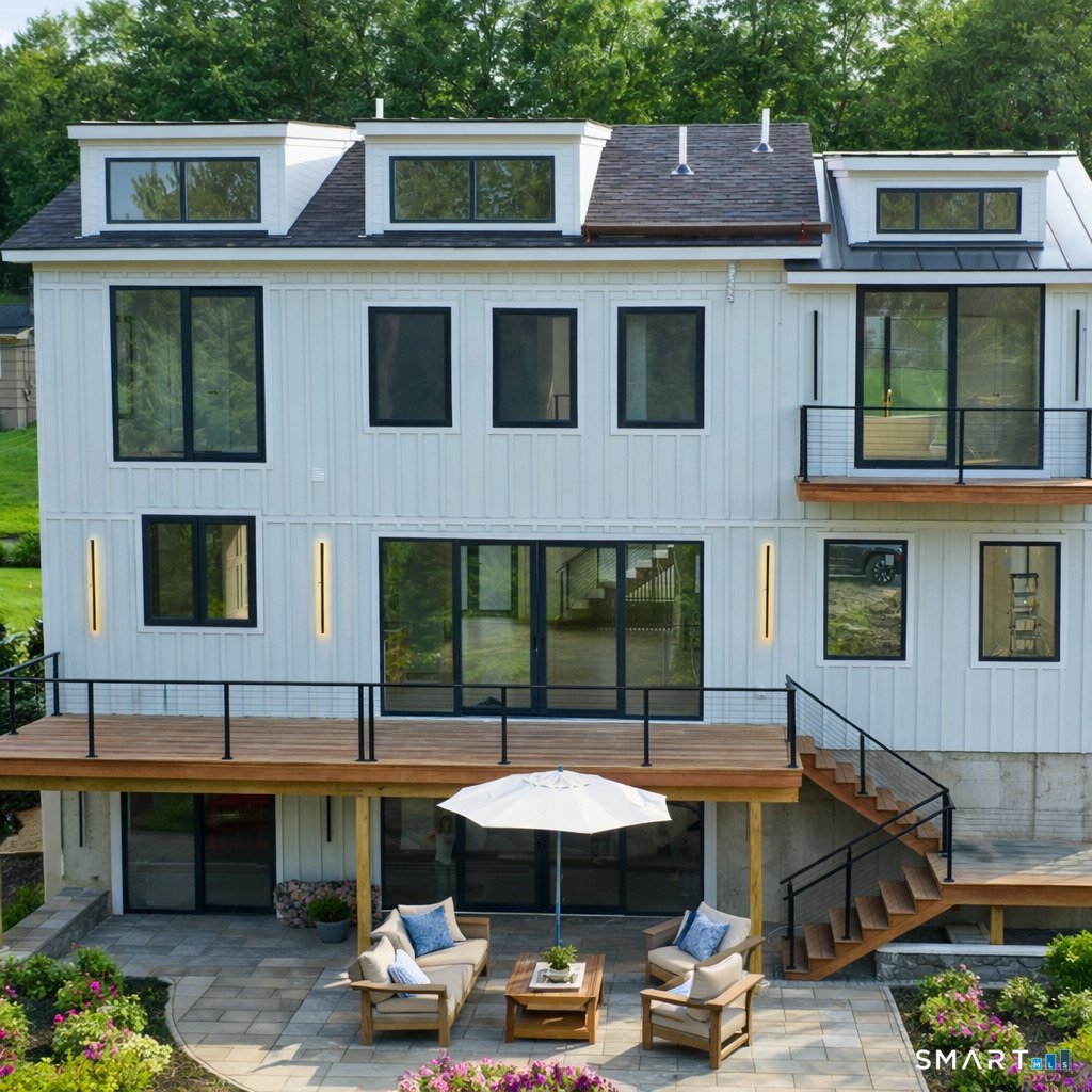 House in Brookfield, Connecticut, United States 2 - 17833825