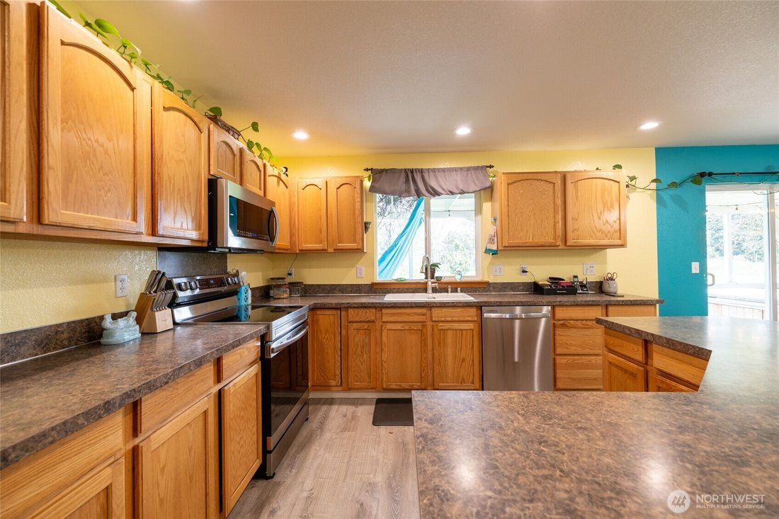 Rochester, Washington, United States 5 - 17834187