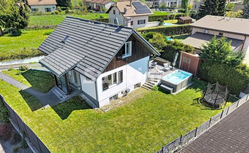 House in Ornex, Auvergne-Rhône-Alpes, France 1