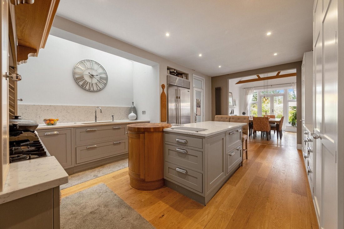 House in Taplow, England 4 - 17826791