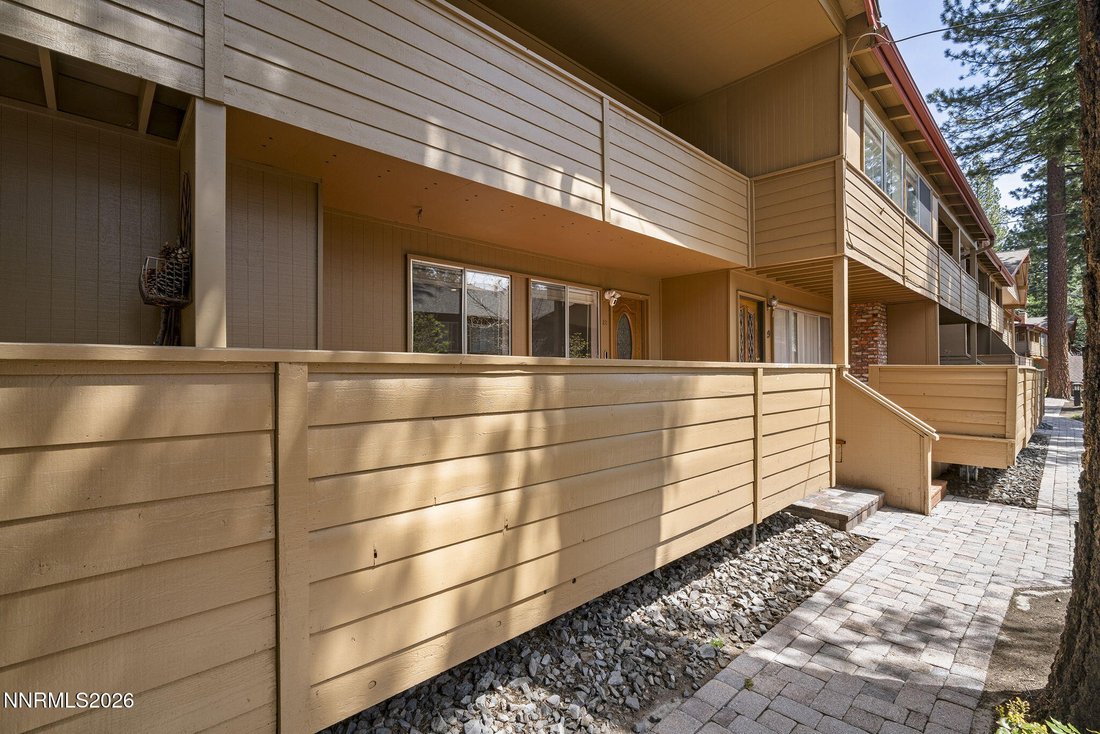 Condo in Incline Village, Nevada, United States 4 - 17826858