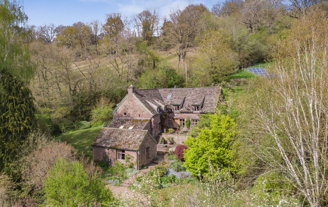 House in Herefordshire, England 1 - 17826780