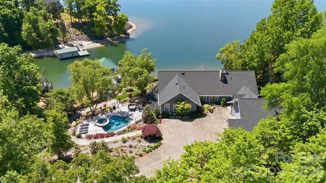 House in Charlotte, North Carolina, United States 1 - 17818224