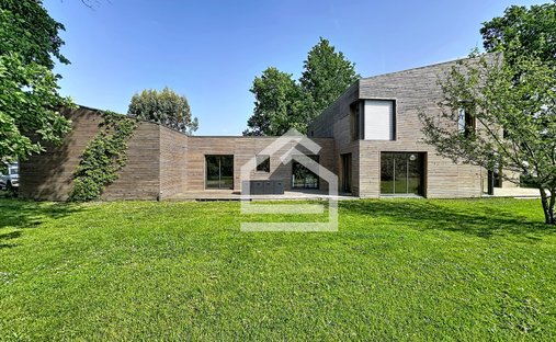 House in Arsac, Nouvelle-Aquitaine, France 1