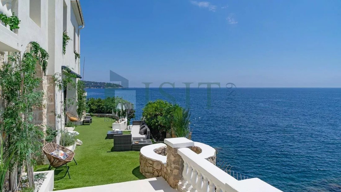 Villa in French Riviera, Provence-Alpes-Côte d'Azur, France 1 - 17825232