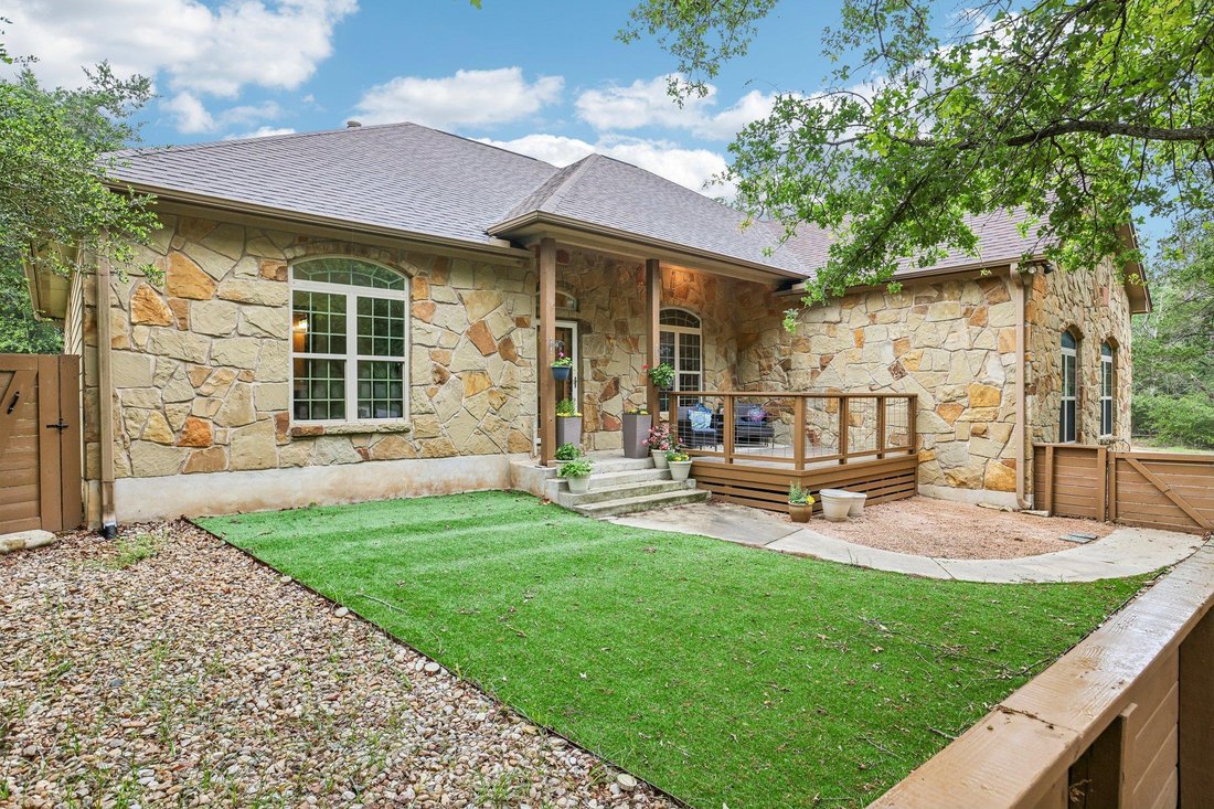 House in Smithville, Texas, United States 1 - 17823736