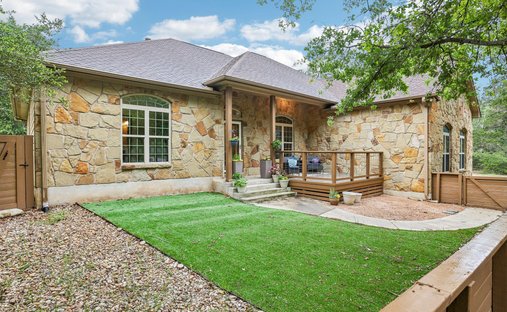 House in Smithville, Texas, United States 1