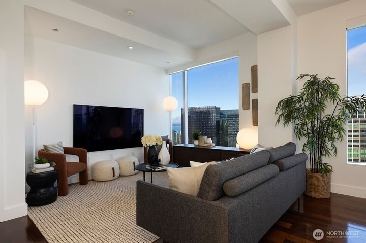 Condo in Seattle, Washington, United States 5 - 17835029