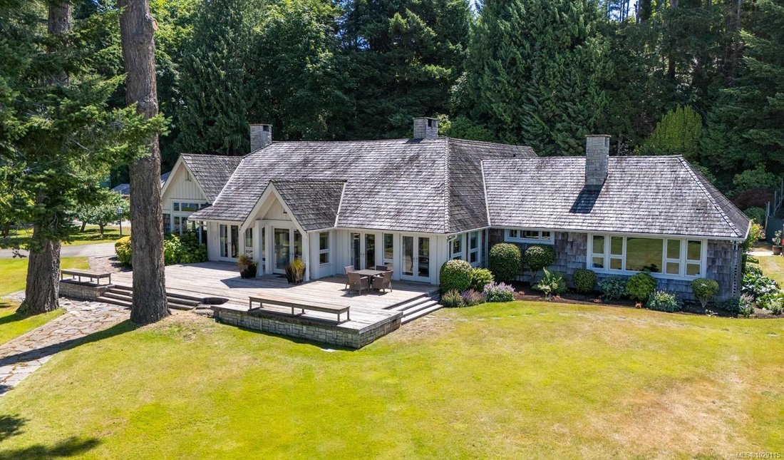 House in Qualicum Beach, British Columbia, Canada 1 - 17830532