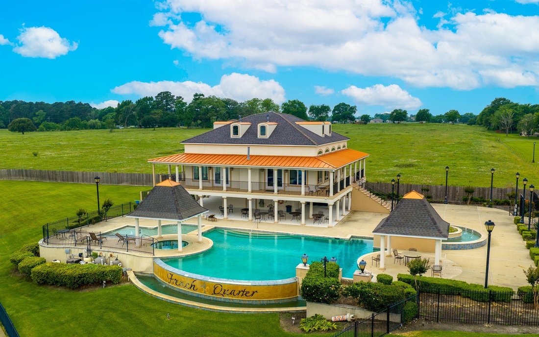 House in Willis, Texas, United States 4 - 17819946