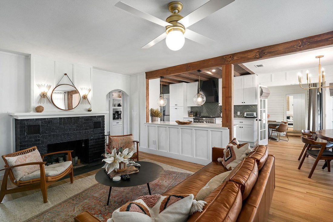 House in Fredericksburg, Texas, United States 3 - 17823696