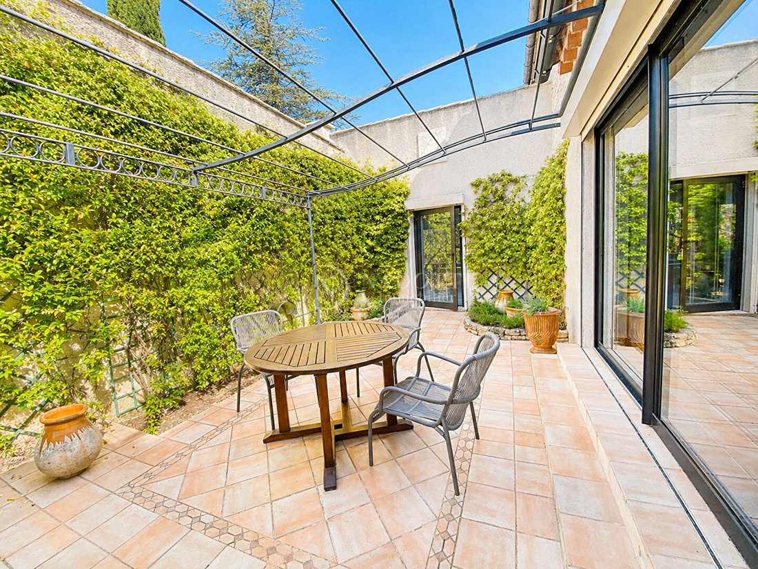 House in Gordes, Provence-Alpes-Côte d'Azur, France 5 - 17823127