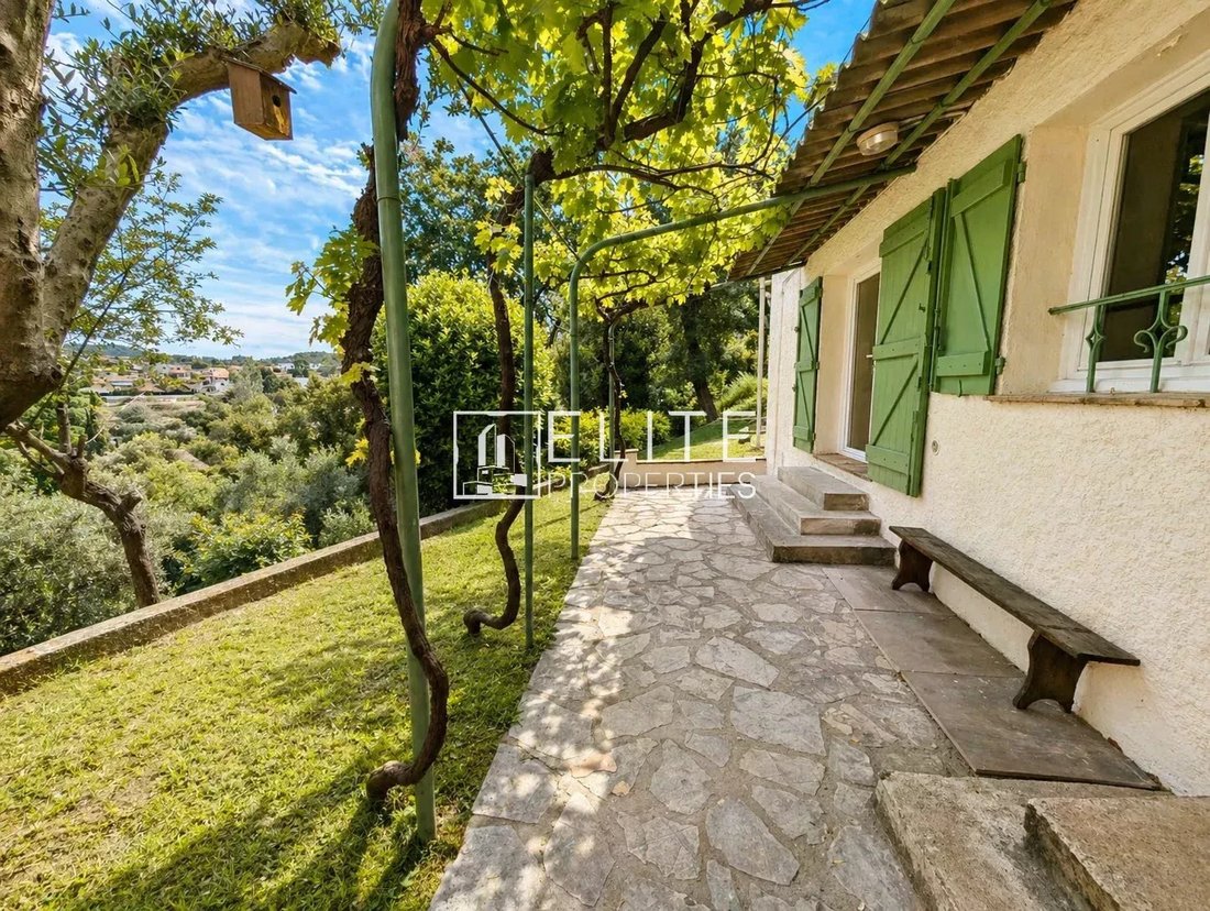 Villa in La Roquette-sur-Siagne, Provence-Alpes-Côte d'Azur, France 5 - 17830592