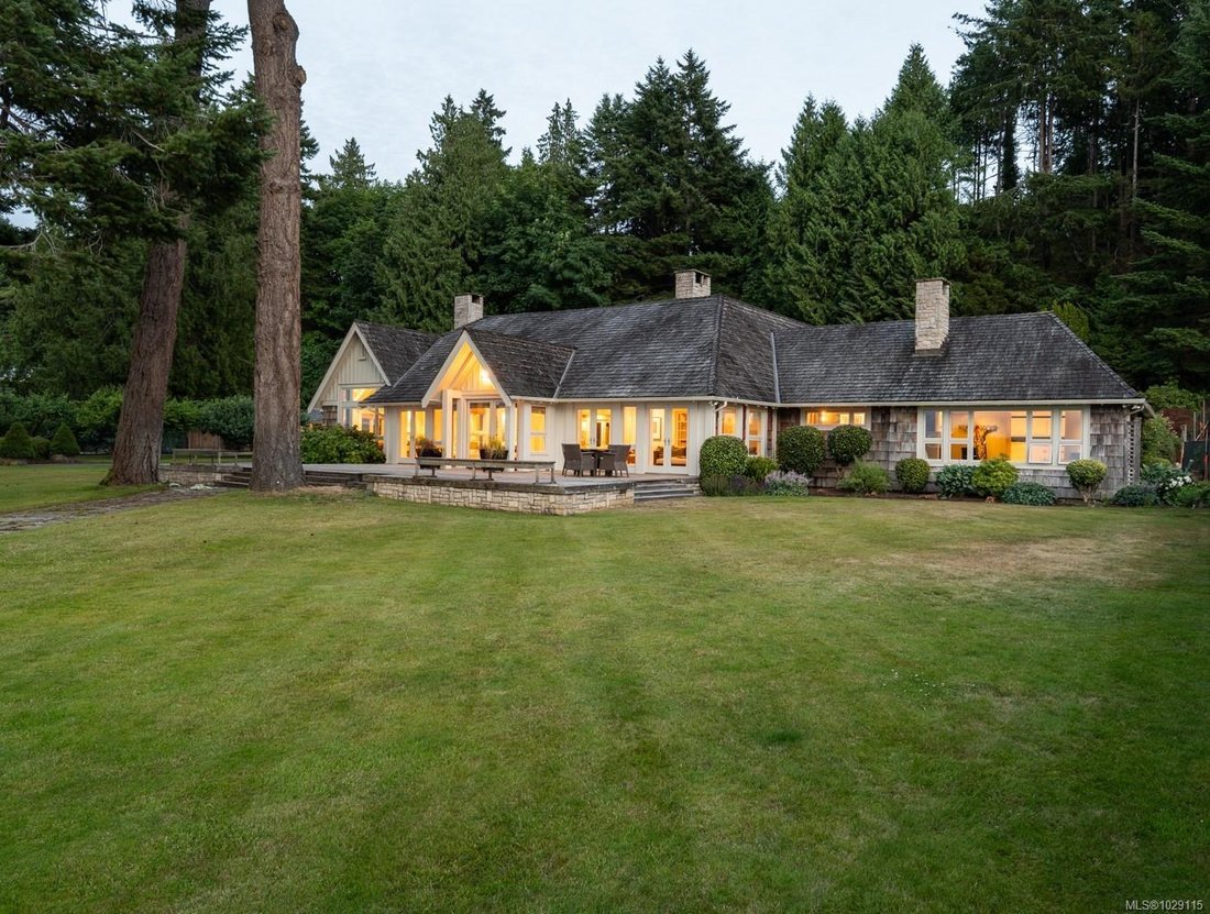 House in Qualicum Beach, British Columbia, Canada 4 - 17830532