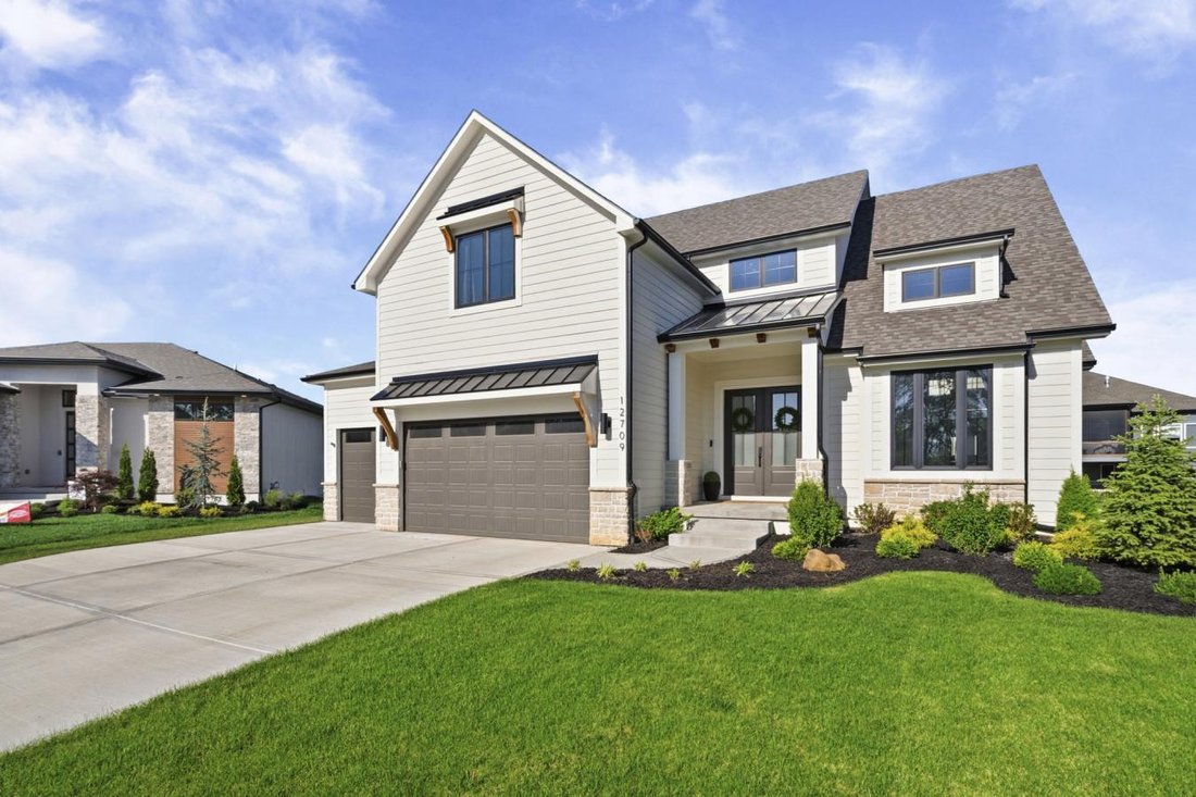 House in Olathe, Kansas, United States 1 - 17817385