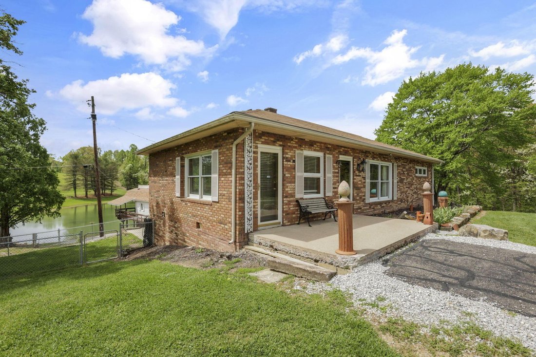 House in Nelsonville, Ohio, United States 5 - 17822172