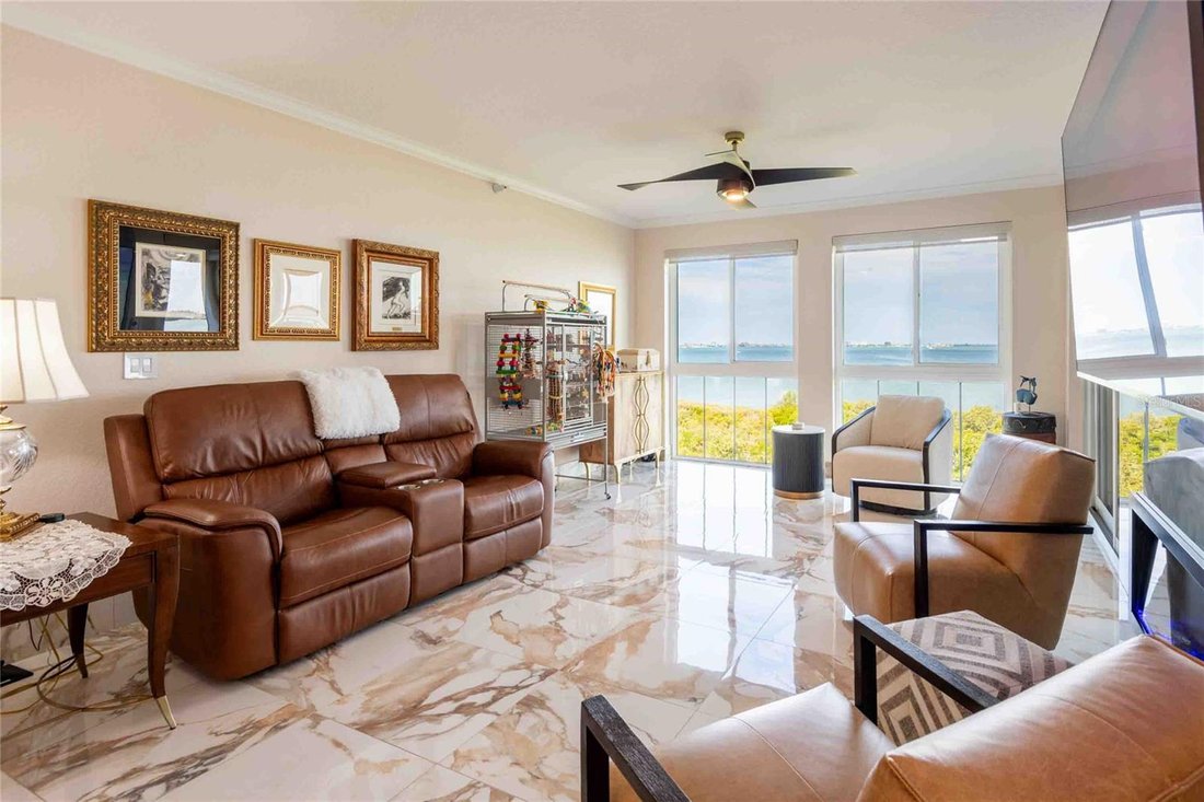 Condo in St. Petersburg, Florida, United States 5 - 17826928