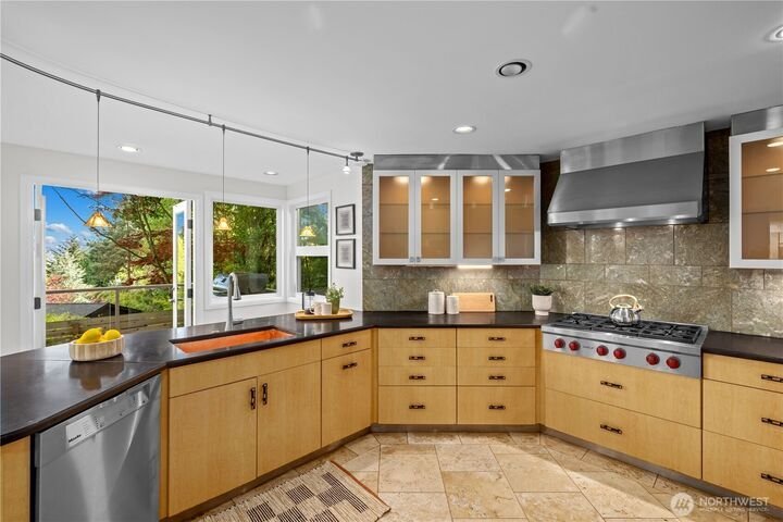 House in Mercer Island, Washington, United States 3 - 17835023