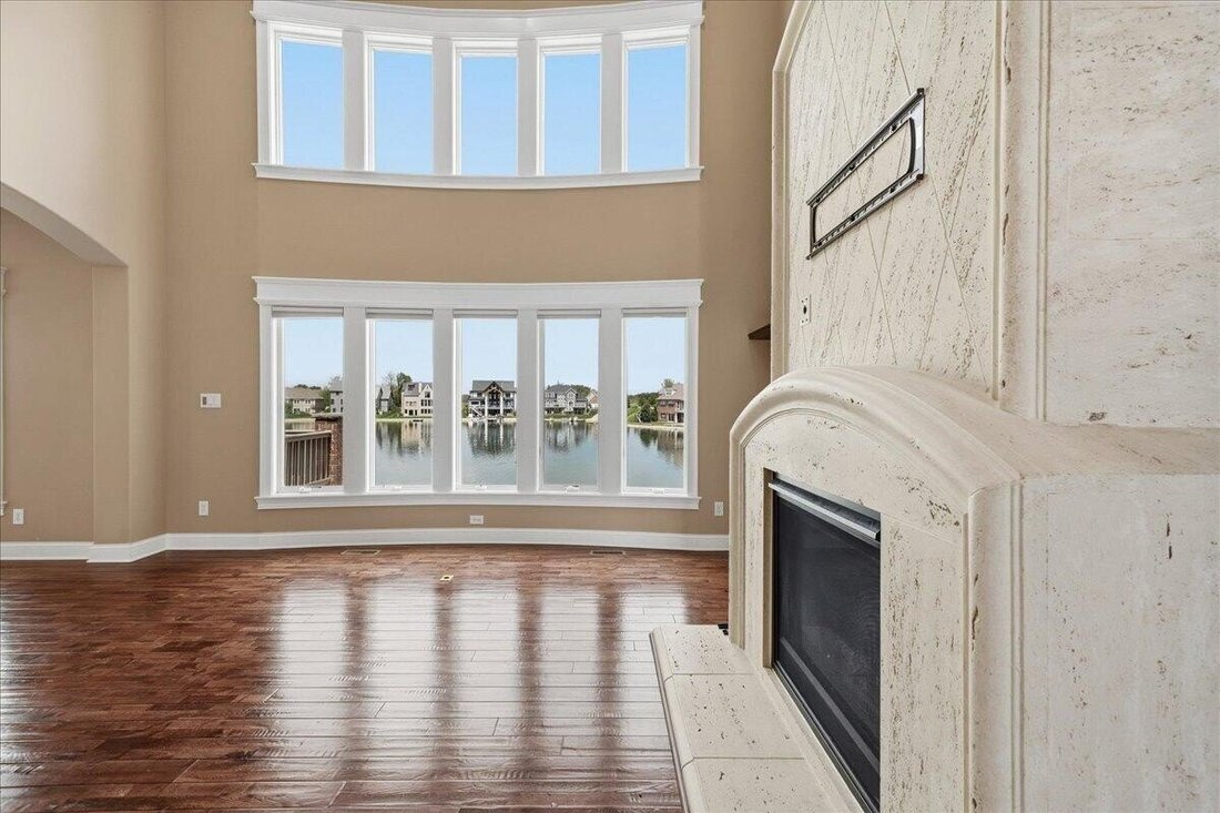 House in Crown Point, Indiana, United States 5 - 17831332
