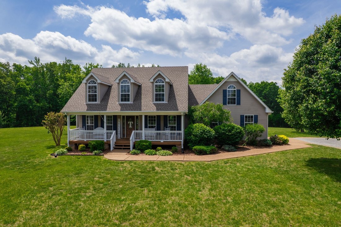 House in Portland, Tennessee, United States 1 - 17833975