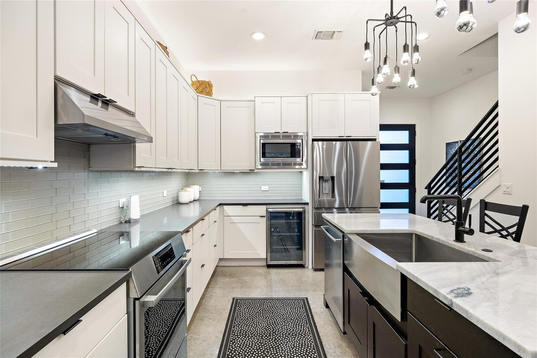 Condo in Austin, Texas, United States 5 - 17823624