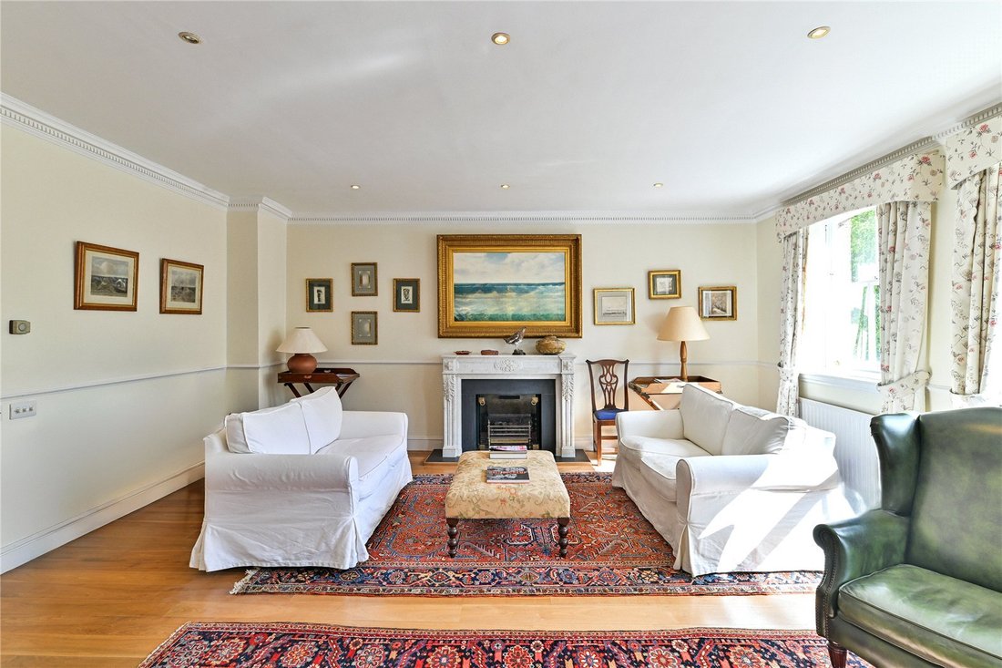Apartment in South Kensington, Kensington And Chelsea, England 2 - 17822430