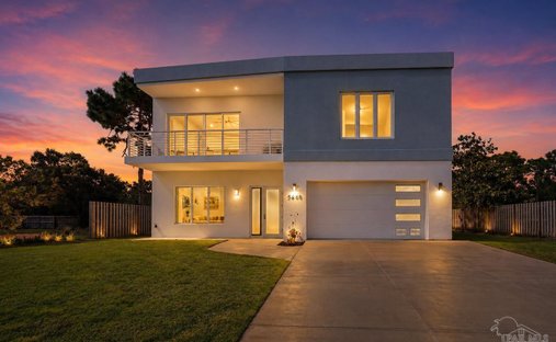 House in Gulf Breeze, Florida, United States 1