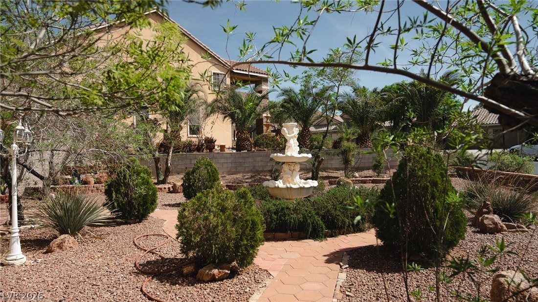 House in Henderson, Nevada, United States 4 - 17816360