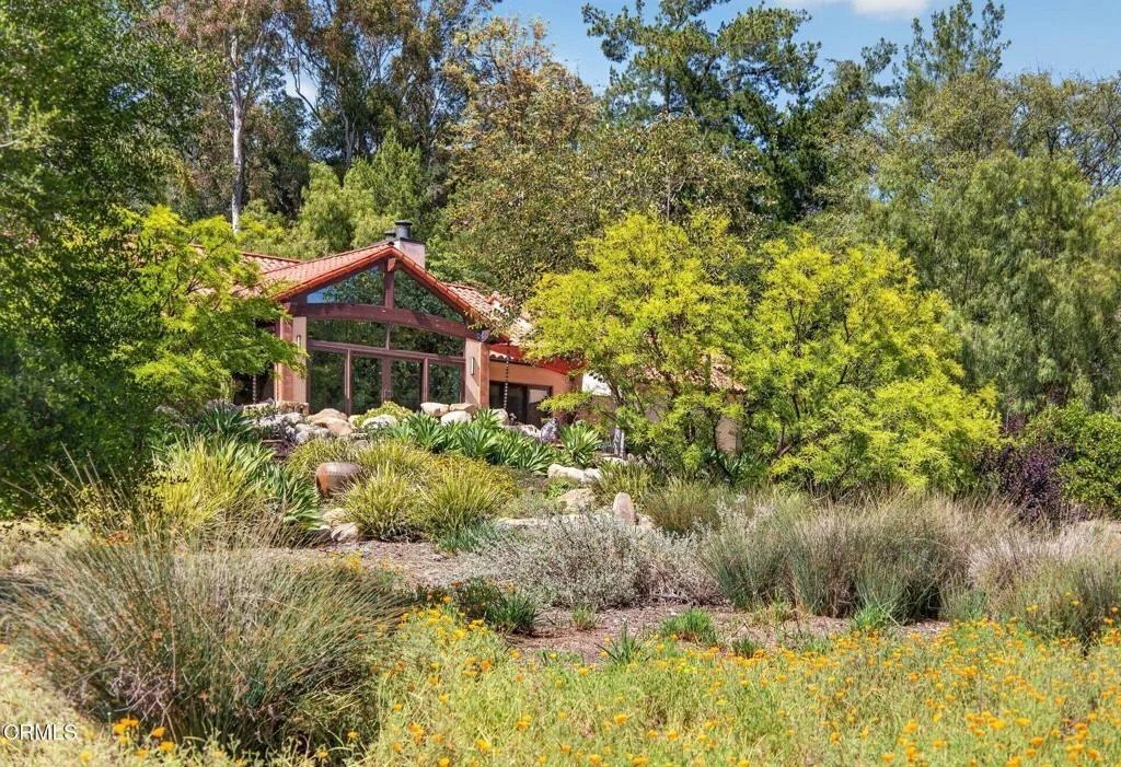 House in Ojai, California, United States 1 - 17832925