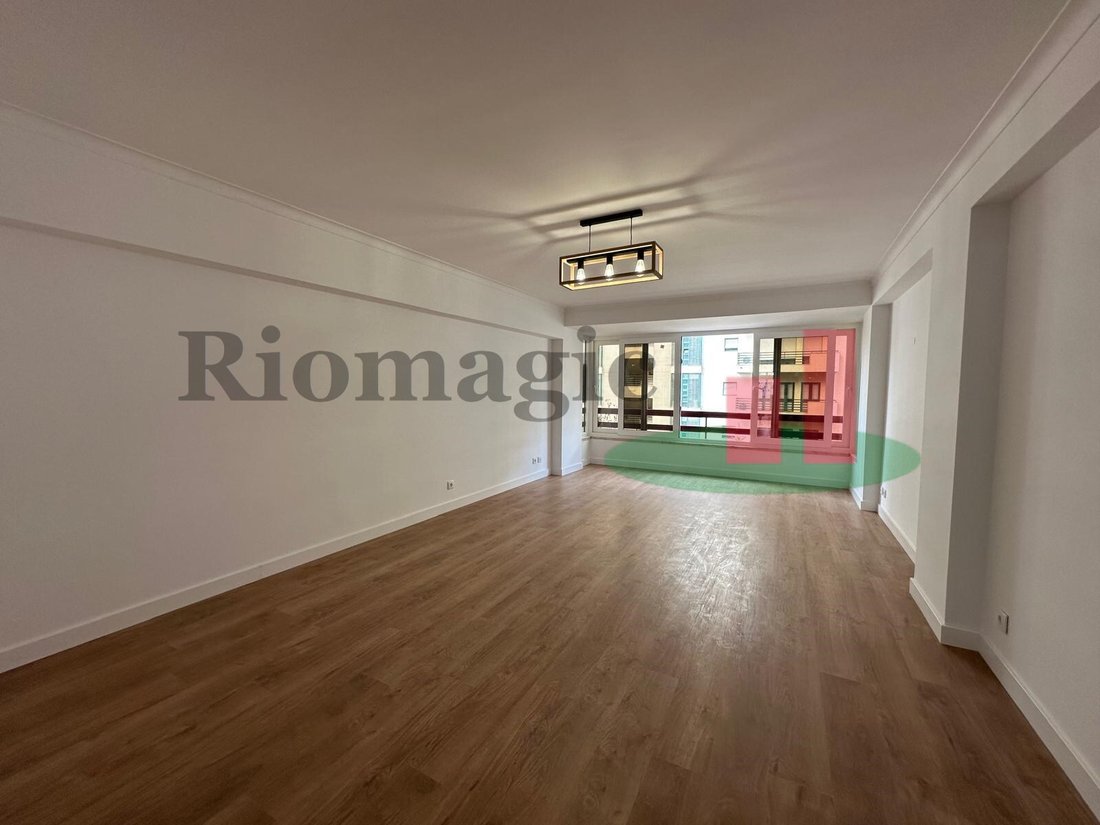 Apartment in Sao Domingos de Benfica, Lisbon, Portugal 2 - 17821087