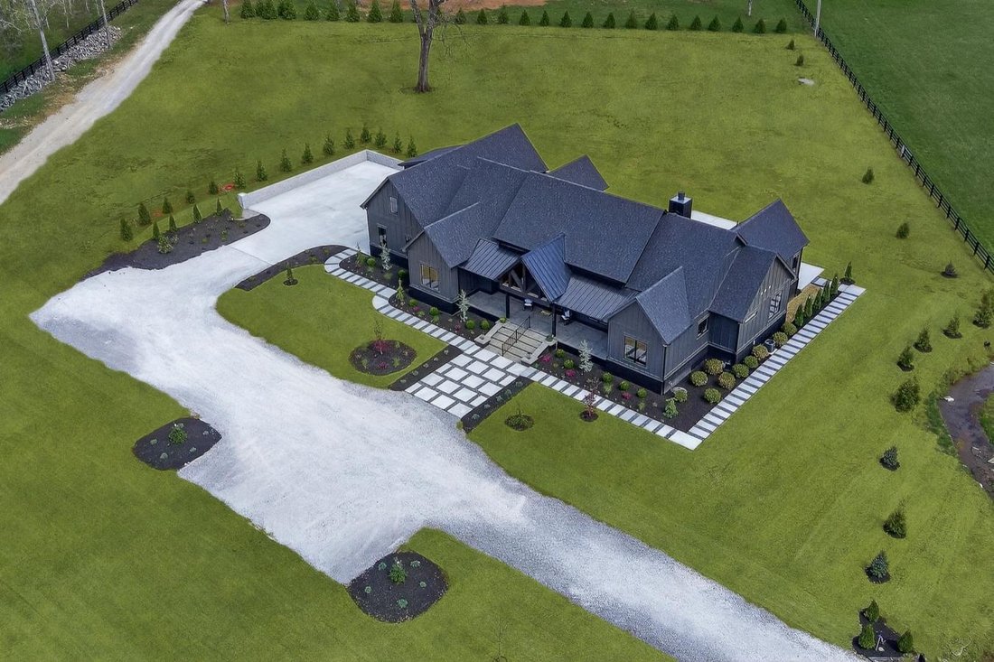 House in Shelbyville, Tennessee, United States 4 - 17827275