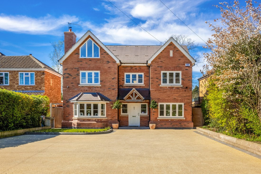 House in Kenilworth, England 1 - 17826767