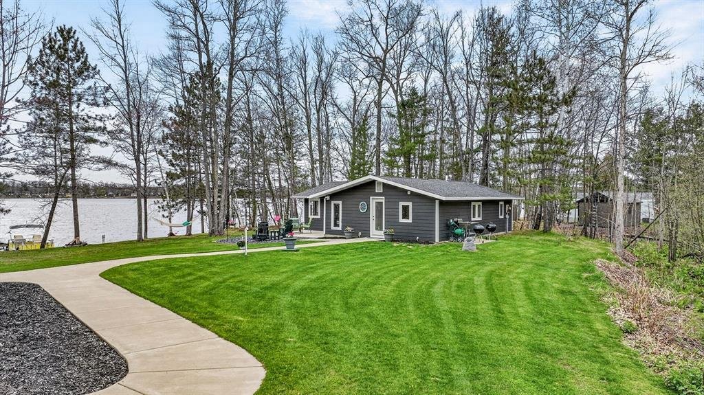 House in New Auburn, Wisconsin, United States 3 - 17787008
