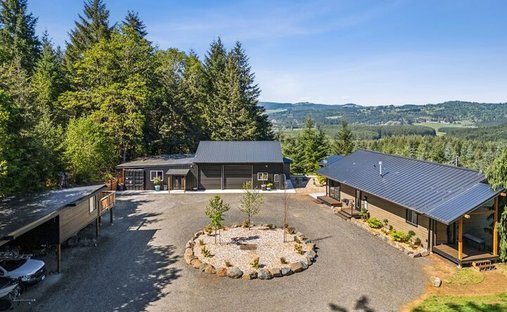 House in Yamhill, Oregon, United States 1