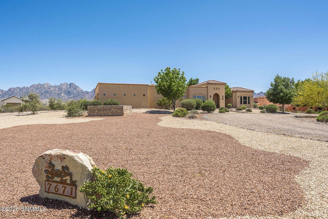 House in Las Cruces, New Mexico, United States 3 - 17818230