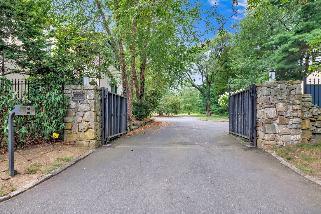 House in Westport, Connecticut, United States 2 - 17826594