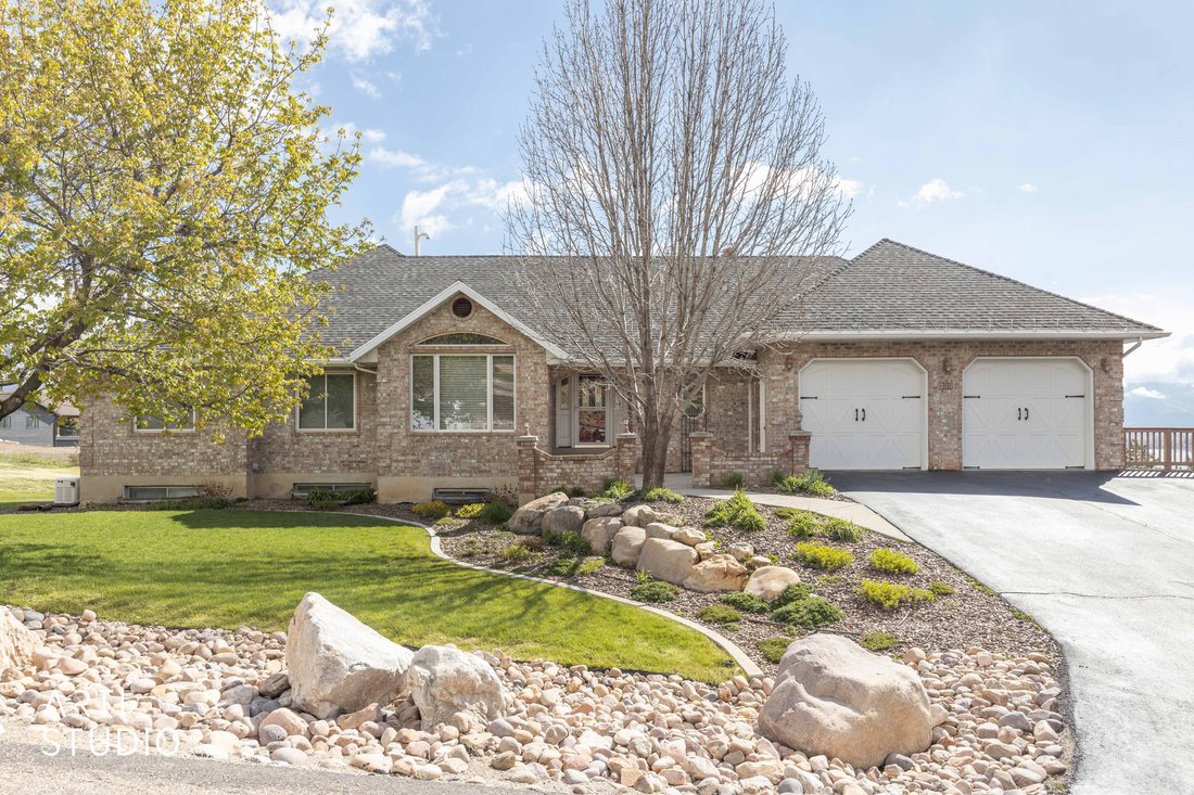 House in Eden, Utah, United States 4 - 17832906