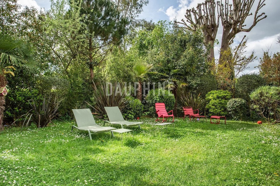 House in Sevres, Ile-de-France, France 4 - 17827514