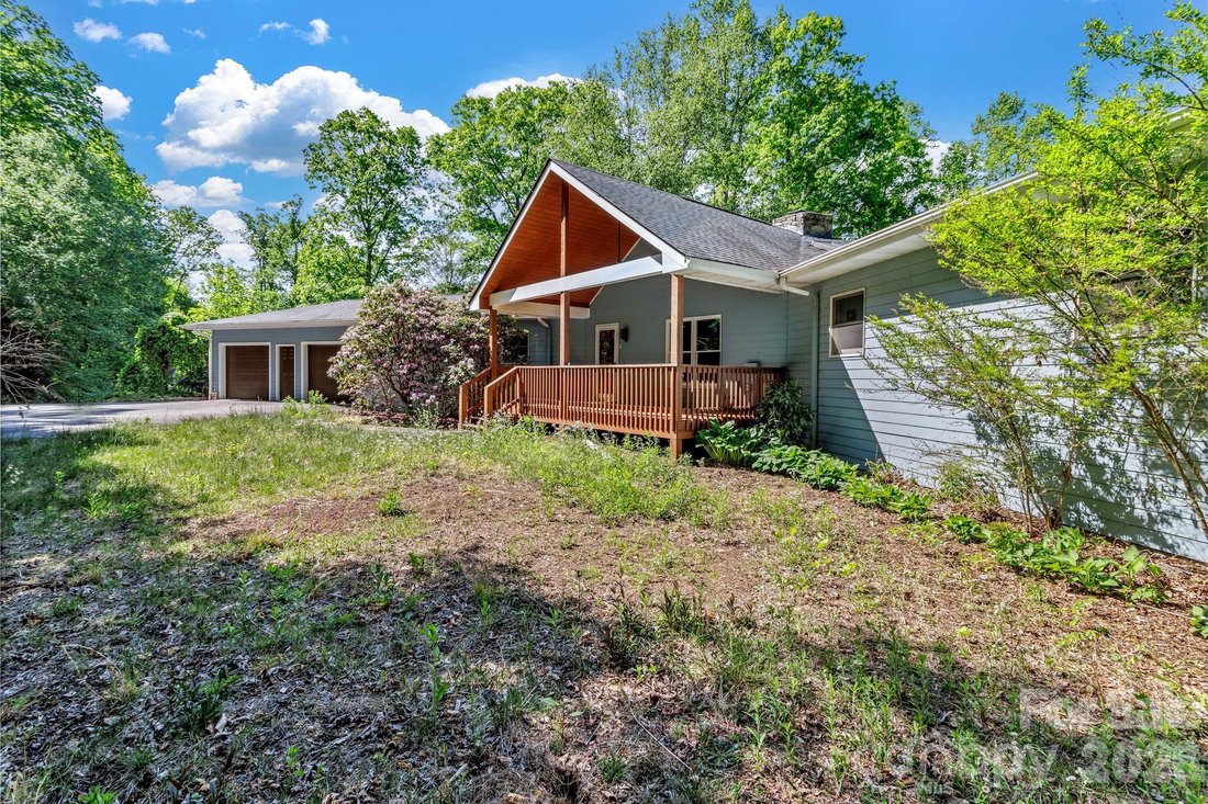 House in Asheville, North Carolina, United States 2 - 16391120