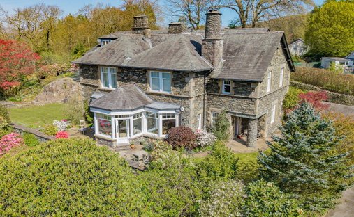 Apartment in Windermere, England 1