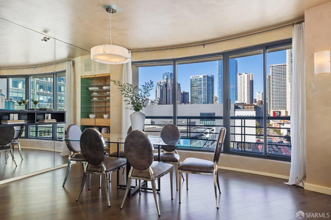 Condo in San Francisco, California, United States 4 - 17815997