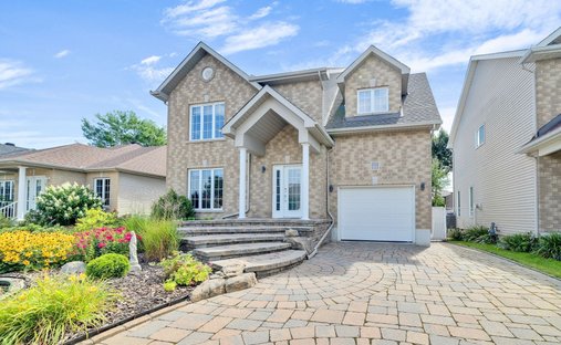 House in Gatineau, Quebec, Canada 1