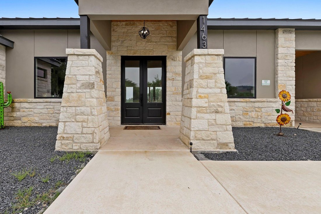House in Concan, Texas, United States 4 - 17774304