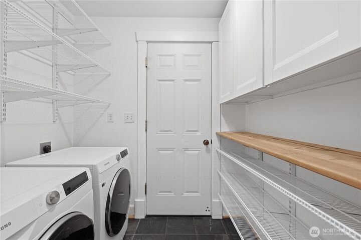 House in Bellevue, Washington, United States 5 - 17835033