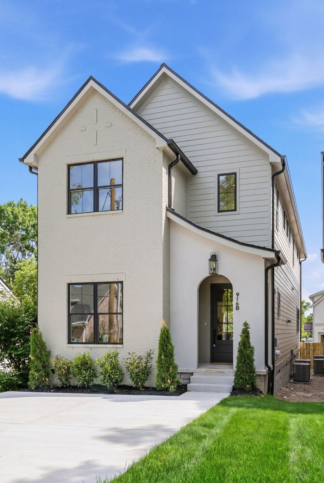 Co Op in Nashville, Tennessee, United States 3 - 17830194